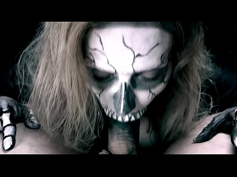 ❤️ Demon cailín sucking coileach lena béal dubh agus shlogtha cum. ❤ Just a porn uainn ga.sex00.top ❌️❤